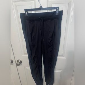 lululemon joggers